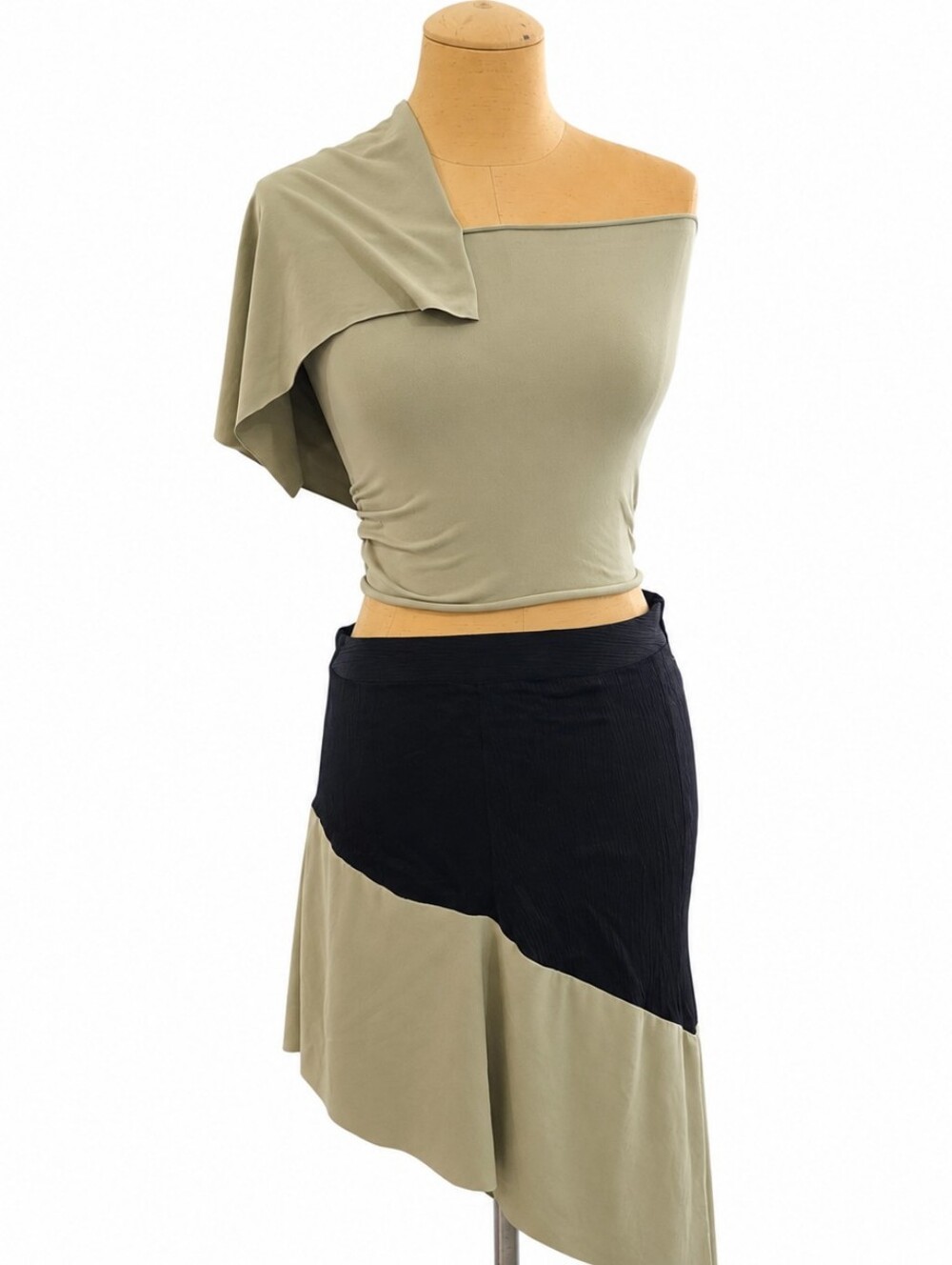 Forever 21 Colorblock Asymmetrical Mini Dress Women’s Size M